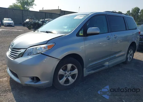 2017 Toyota Sienna Le 8 Passenger from USA, damaged, VIN 5TDKZ3DC7HS826423